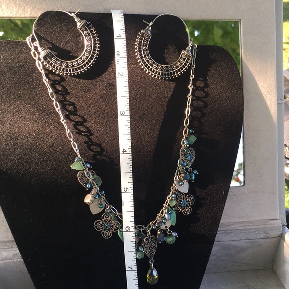 Boho silver, green & blue necklace with earrings - Picture 5 of 5